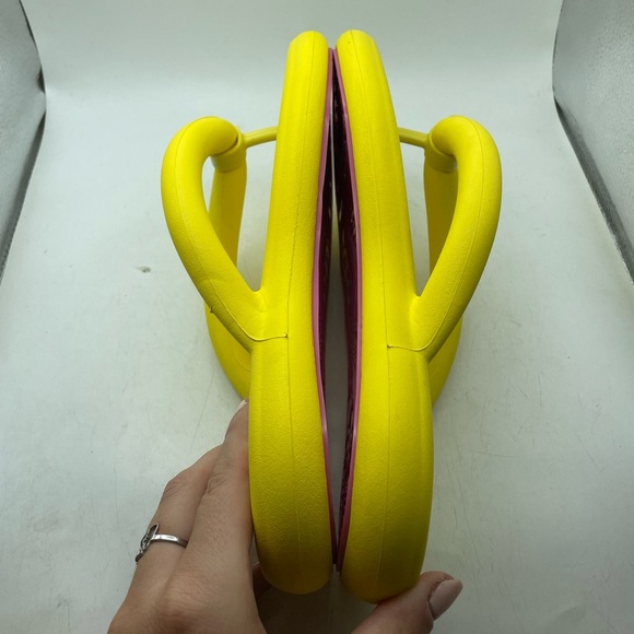 Melissa Free Yellow Women's Flip Flops size 7 - Picture 6 of 8